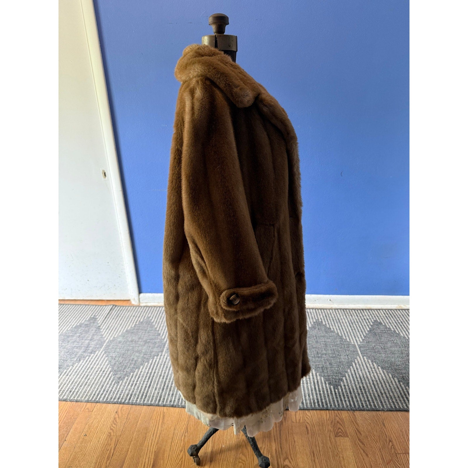 Vintage 70s Lykafur by Osdin Tissavel Faux Fur Coat
