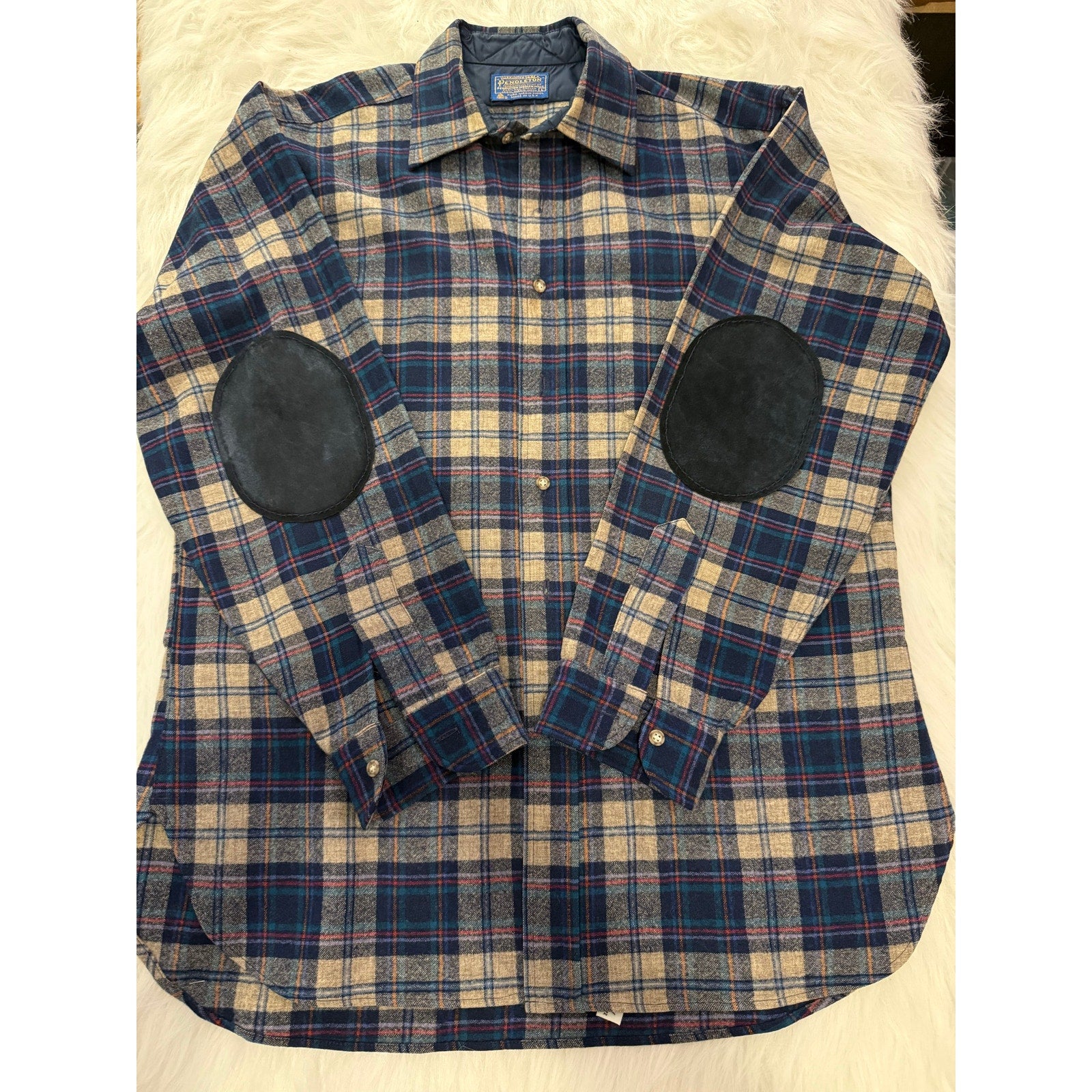 Vintage 1970s Pendleton Woolen Mills Plaid Flannel Shirt with Elbow Patches L
