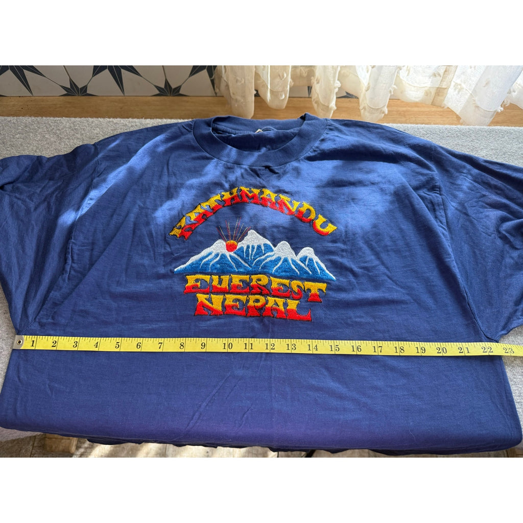 Vintage Kathmandu Everest Nepal Embroidered Boxy XL Blue Graphic T-Shirt