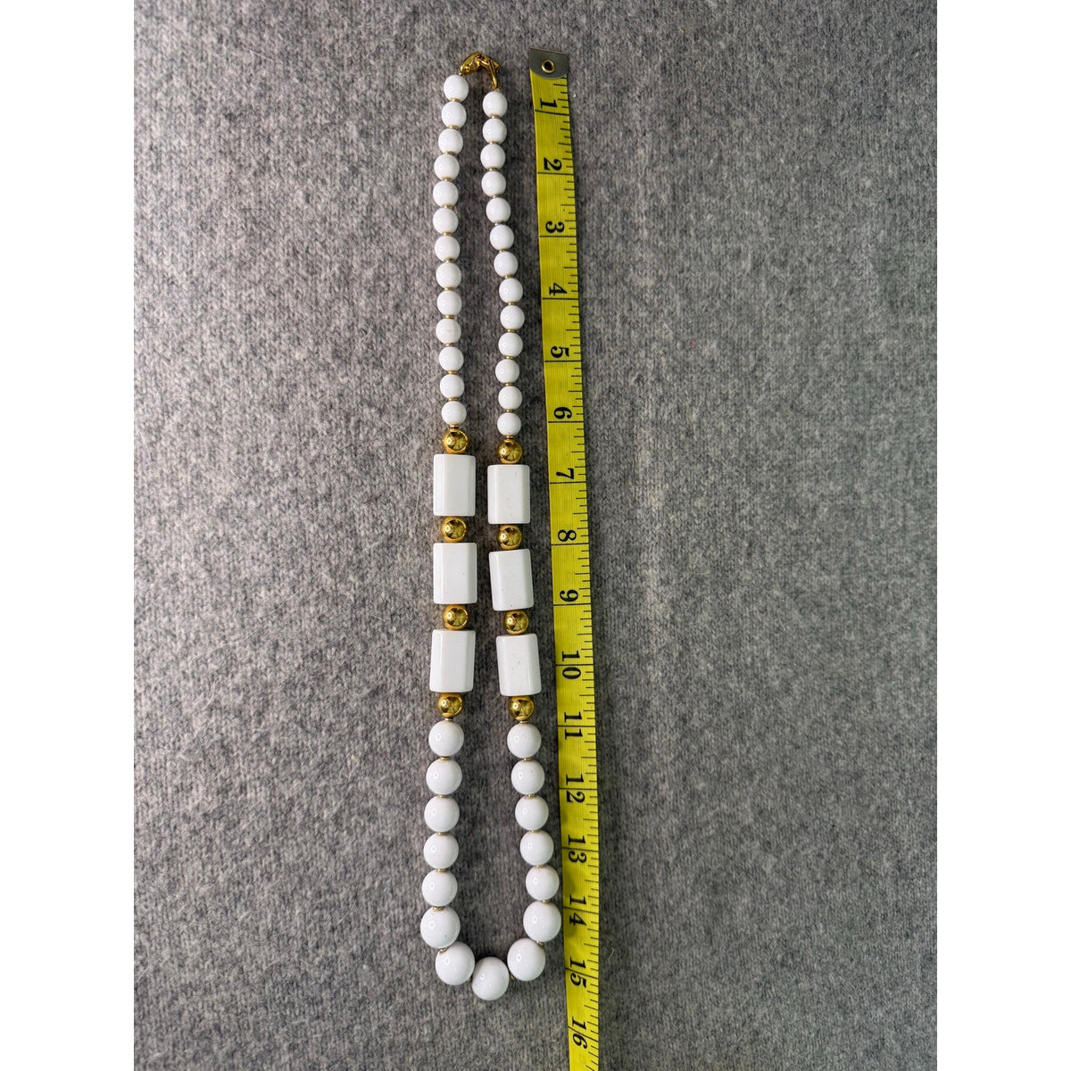 Vintage Napier Signed White and Gold Tone Beaded Strand Necklace 30
