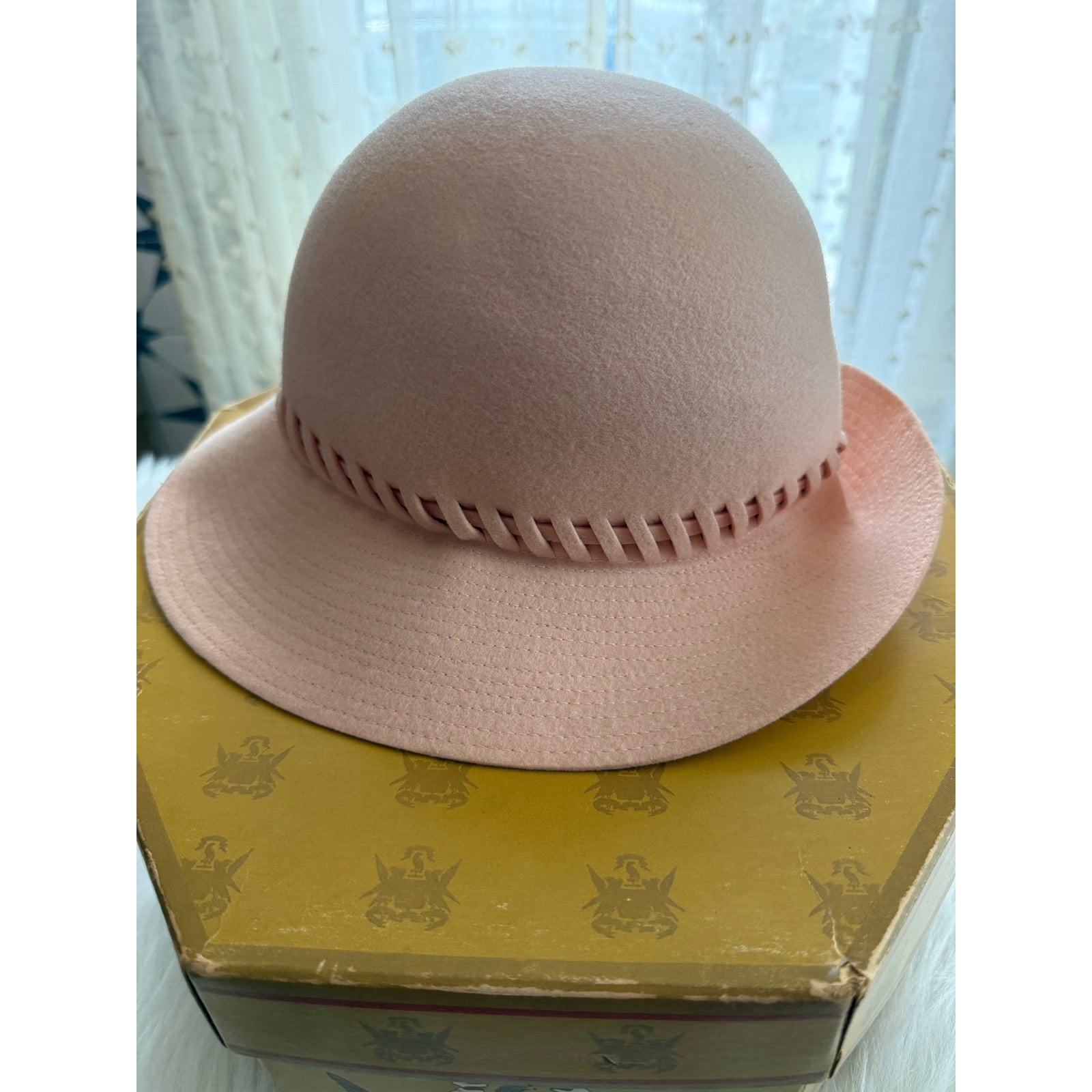 Vintage 1960s Bollman Pink Wool Doeskin Felt Cloche Hat | Mid-Century Bucket Bow